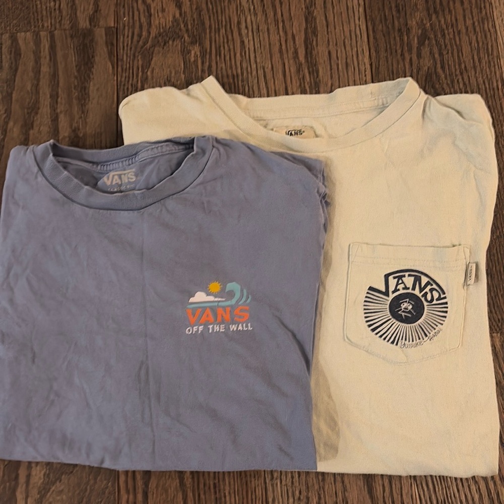 Two VANS tee-shirts